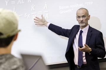 Dr. James Prieger lecturing class - Pepperdine School of Public Policy